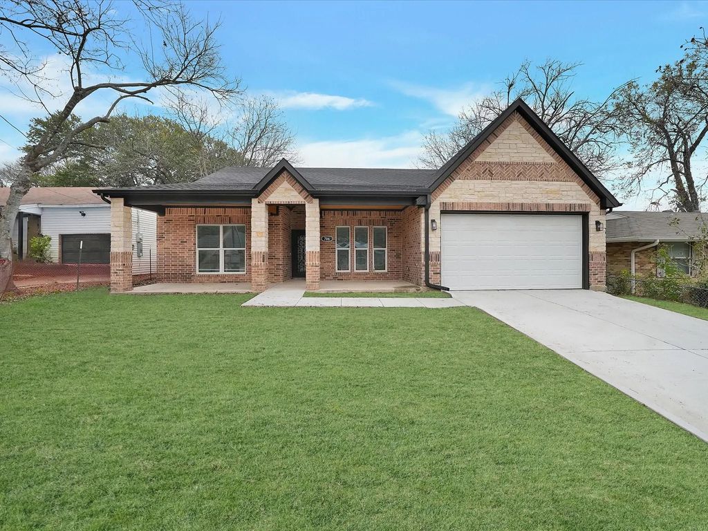 706 Cedar Drive, Mesquite