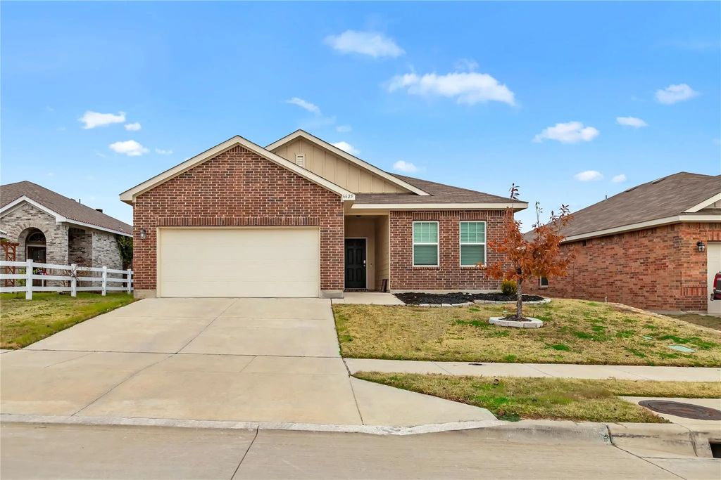 6625 Fitzgerald Street, Fort Worth