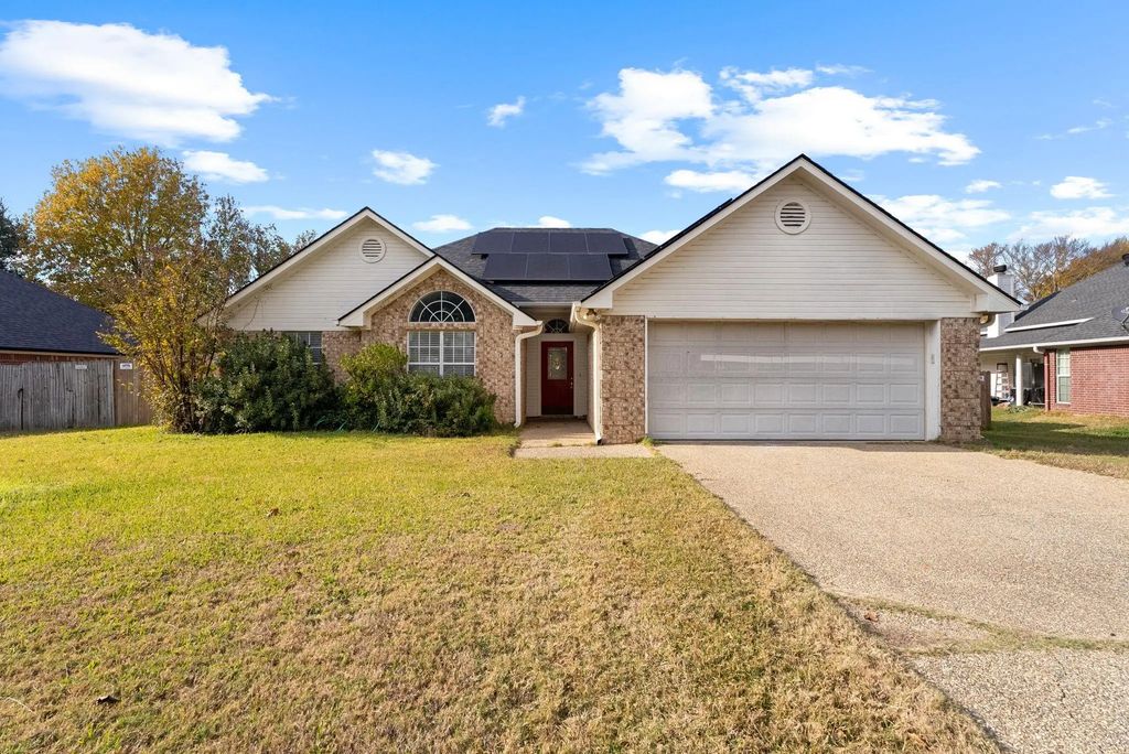 15733 Bay View Circle, Bullard