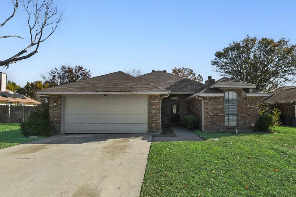 6423 Rising Meadow Drive, Arlington