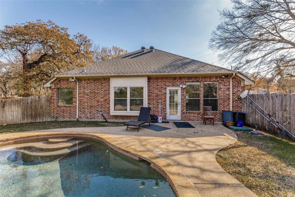 3301 Hiawatha Trail, Lake Worth