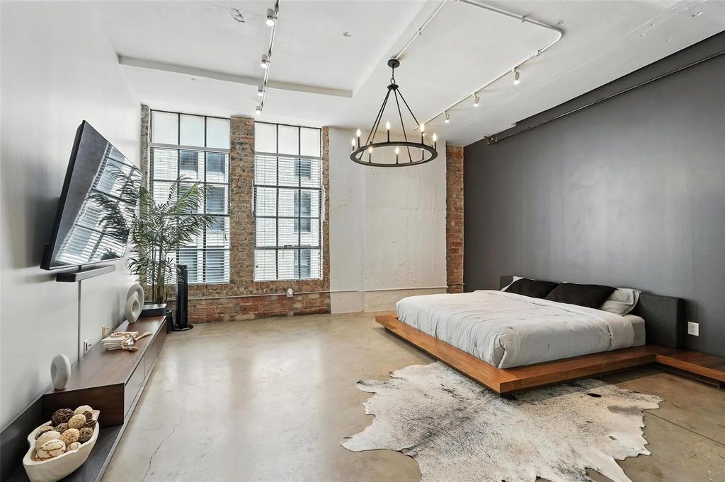 1122 Jackson Street 719, Dallas