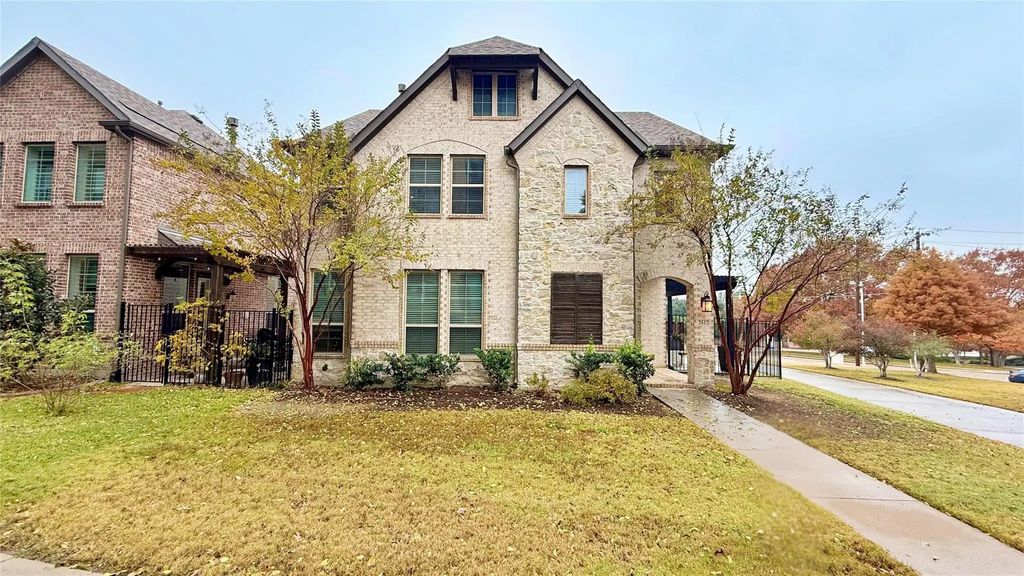 2612 Cathedral Drive, Richardson