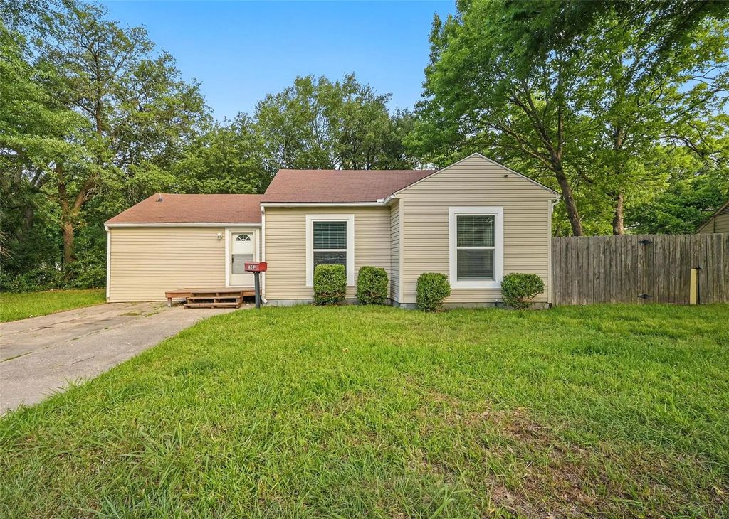 1003 Pecan Drive, Greenville