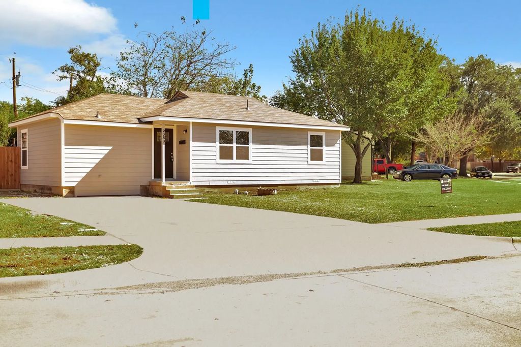 2038 Evergreen Street, Garland