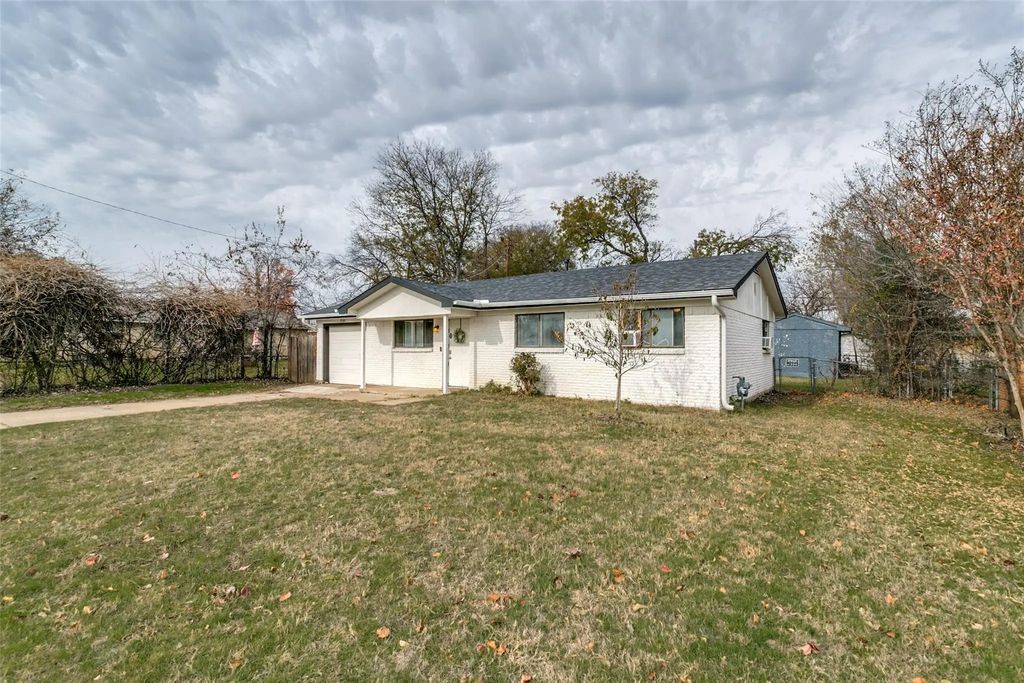 5709 Shipp Drive, Watauga