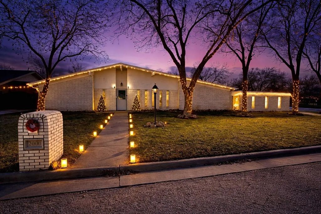 2000 Se 10th Street, Mineral Wells