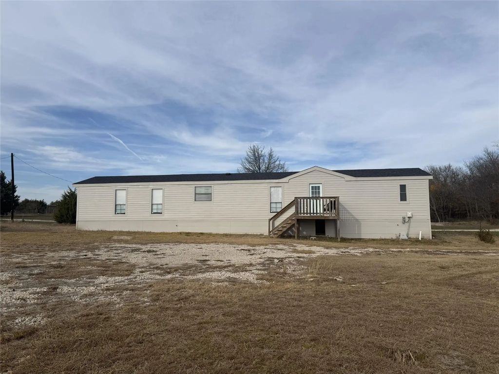 12464 County Road 4027, Kemp