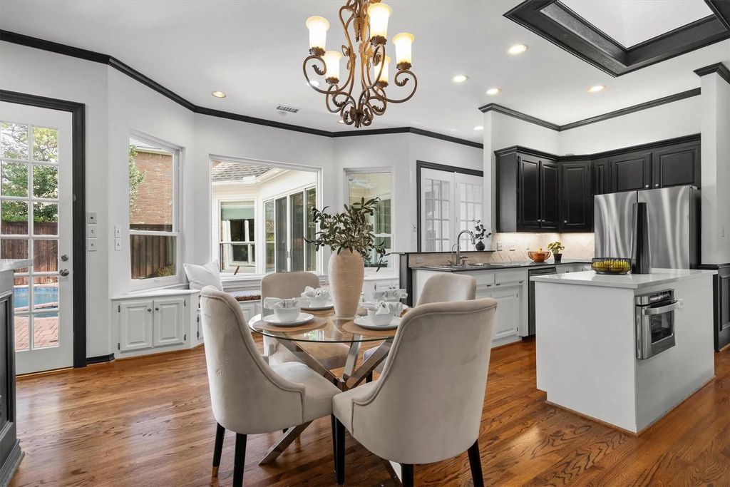 4147 Briargrove Lane, Dallas