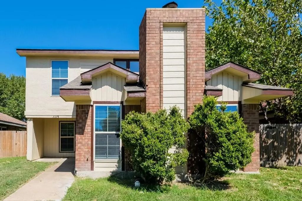 1115 Hemlock Drive, DeSoto