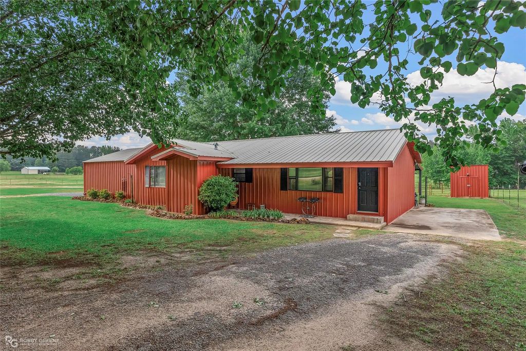 1044 Almond Circle, Minden