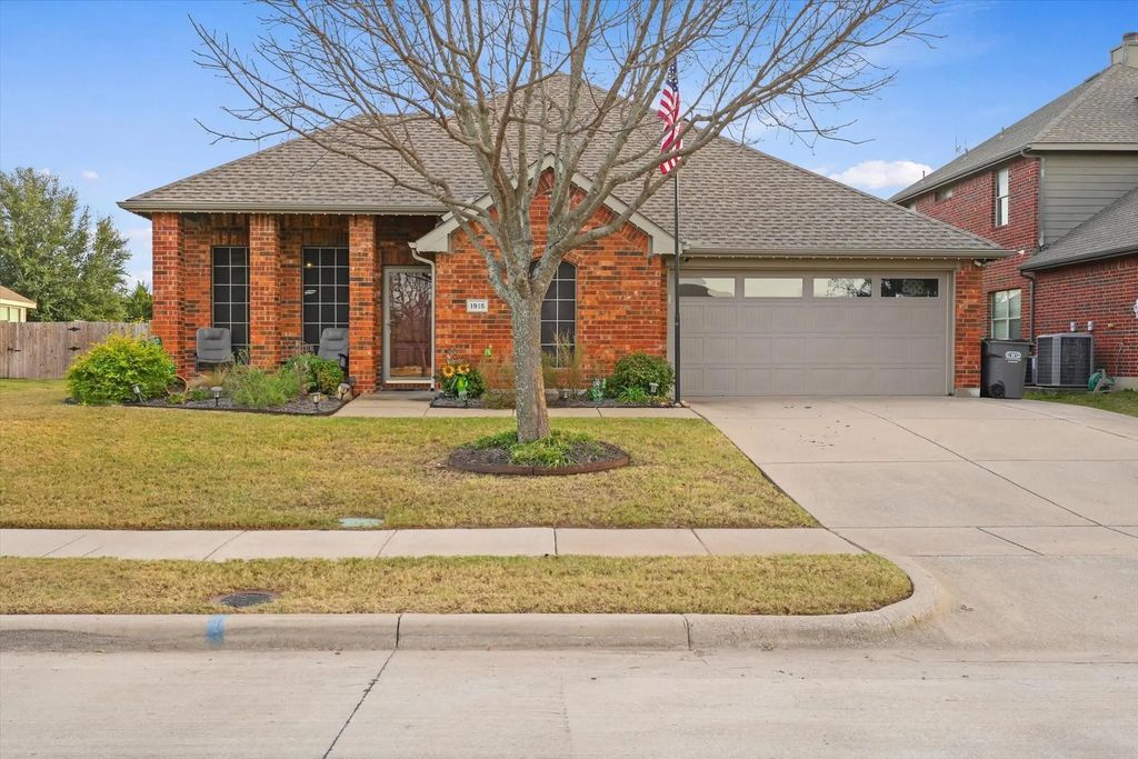 1915 Spencer Lane, Wylie