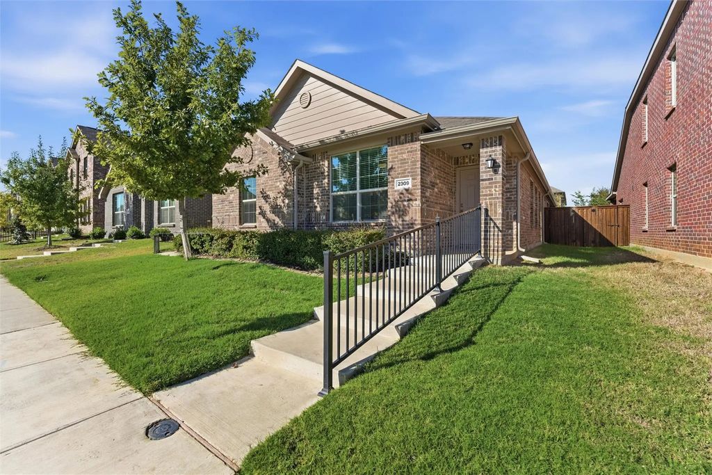 2309 Pyrite Drive, Little Elm