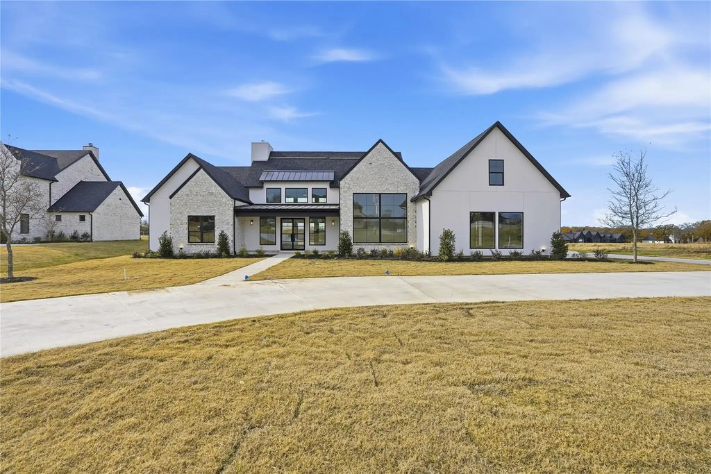 2700 Veridian Point Drive, Burleson