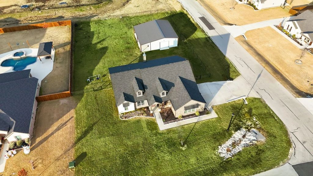 104 Oak Grove Drive, Rhome