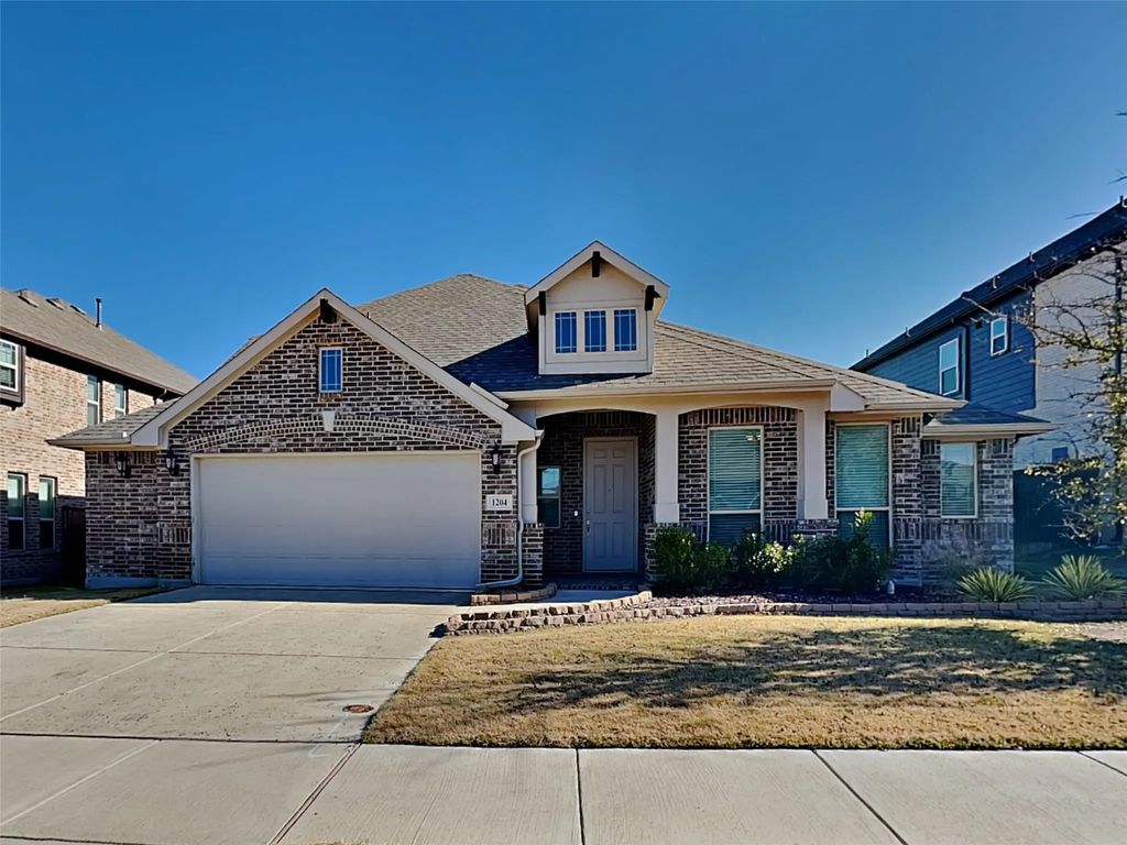 1204 Sagewood Drive, Justin