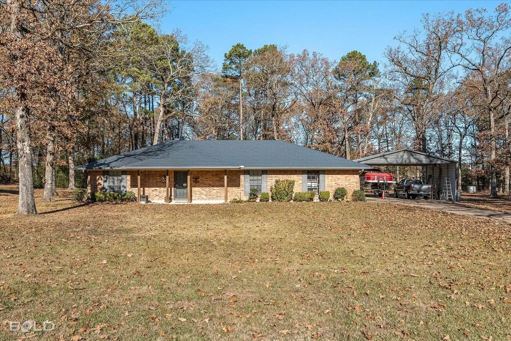 8543 Sac Fox Road, Shreveport