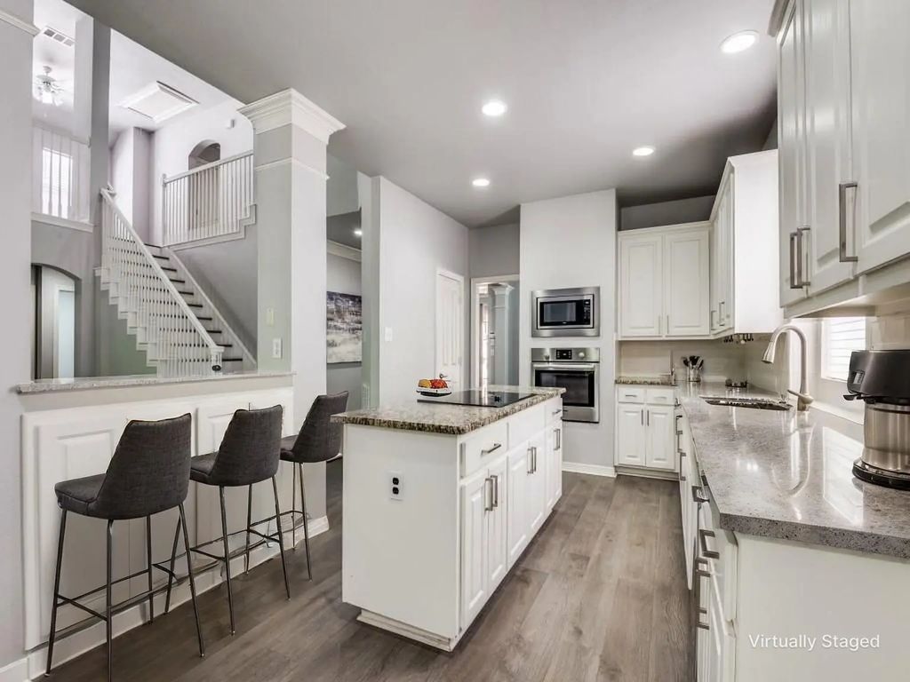2234 Pecan Grove Court, Dallas