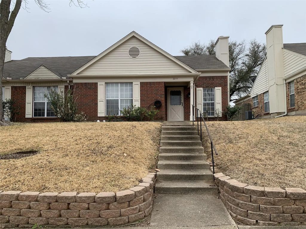 2211 Forestbrook Drive, Garland