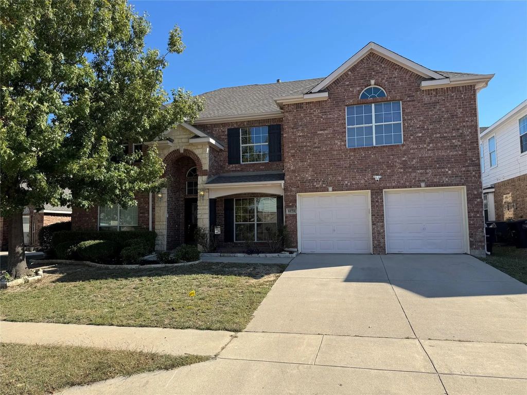 8158 Painted Tree Trail, Fort Worth