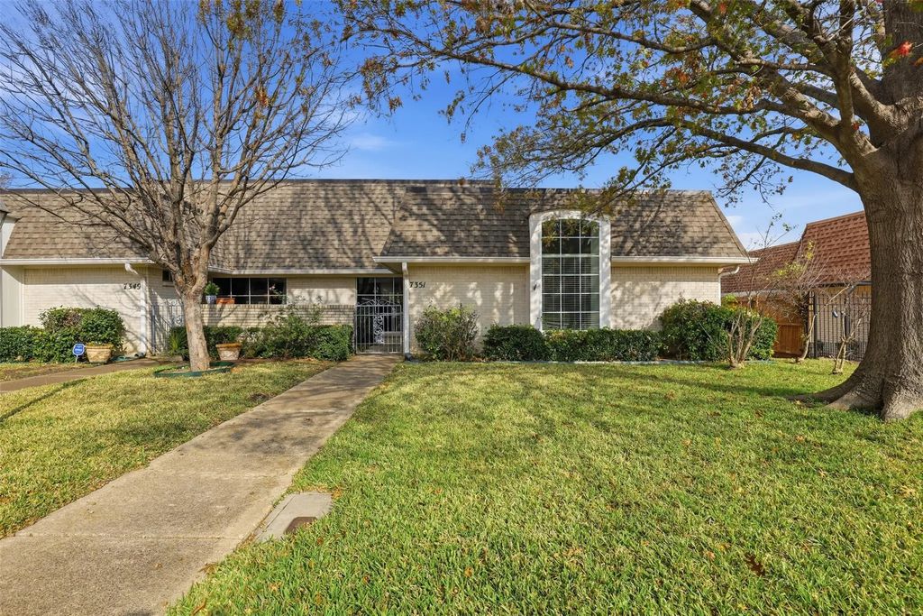 7351 Wellcrest Drive, Dallas