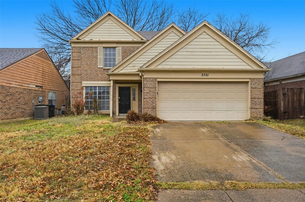 3721 Waxwing Circle S, Fort Worth