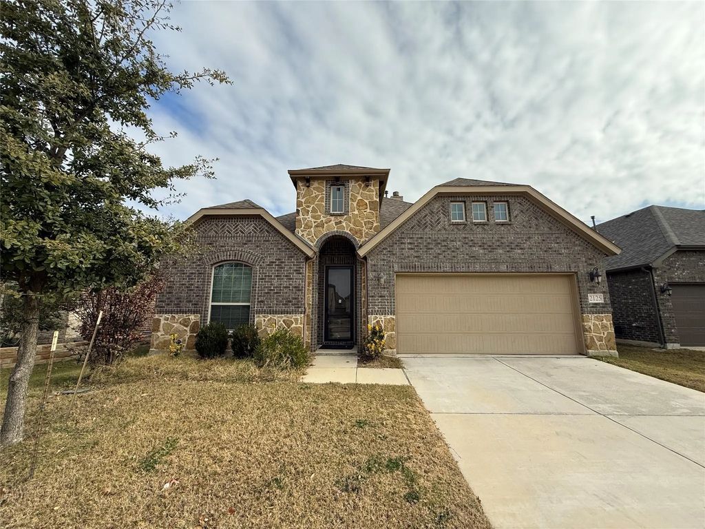 2125 Lake Pine Drive, Little Elm