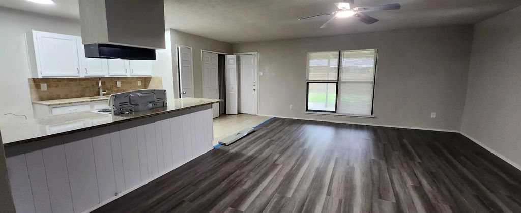 5324 Young Drive, The Colony