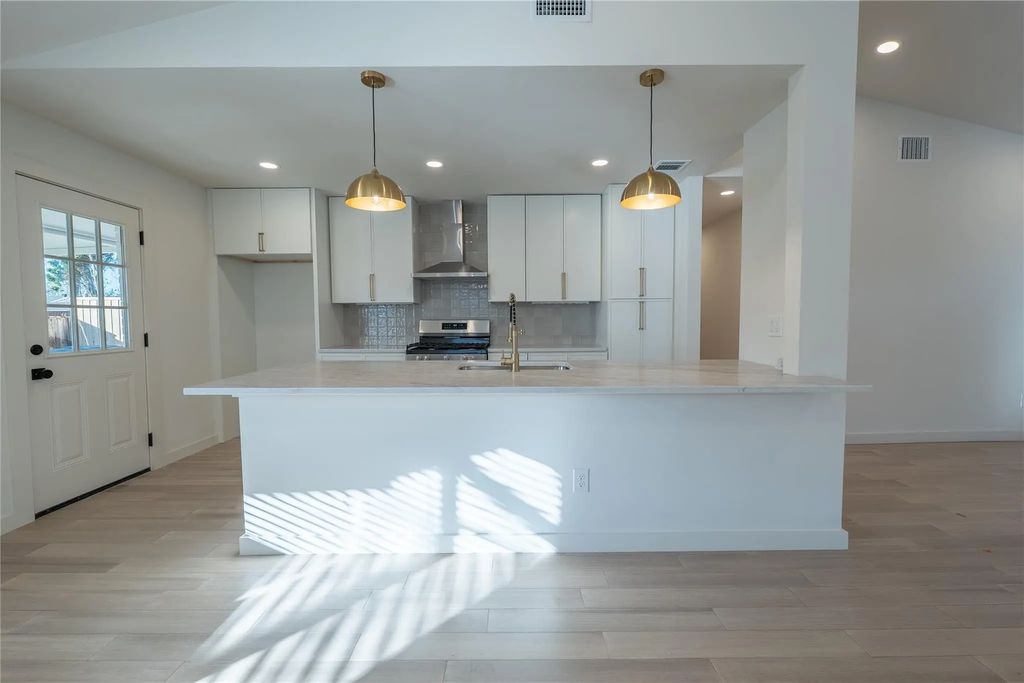2958 Talisman Drive, Dallas