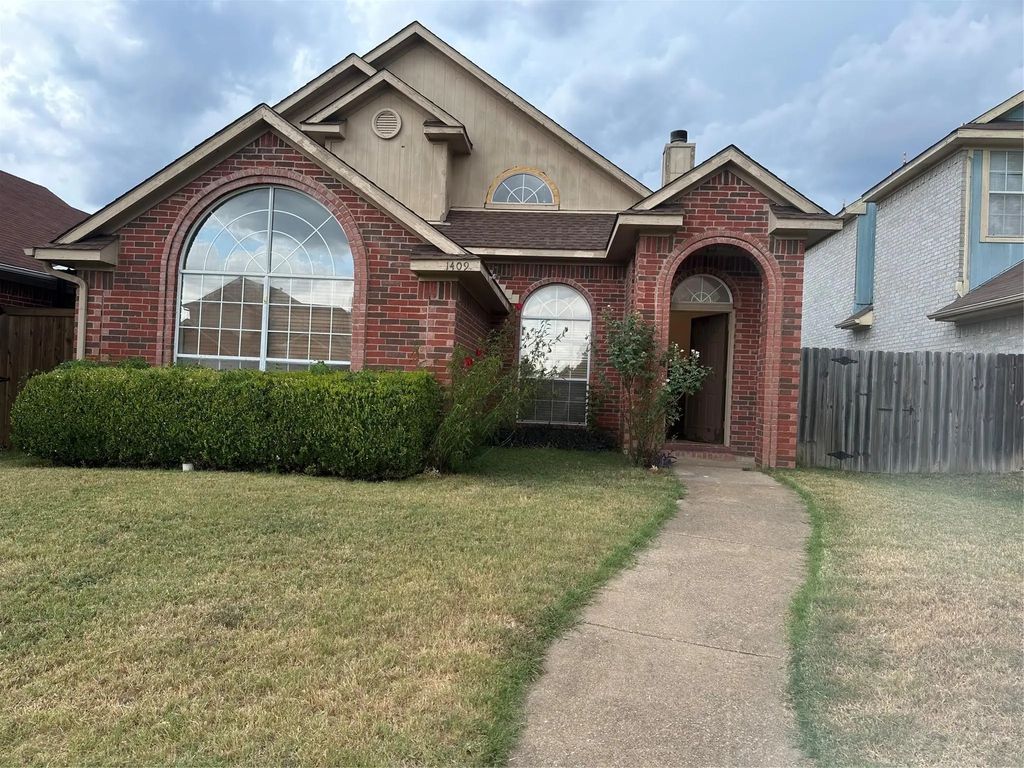 1409 Post Oak Drive, Rowlett