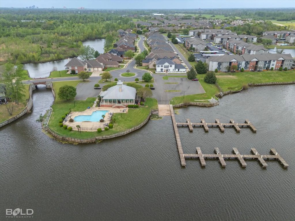 2804 Caribbean Cove, Shreveport