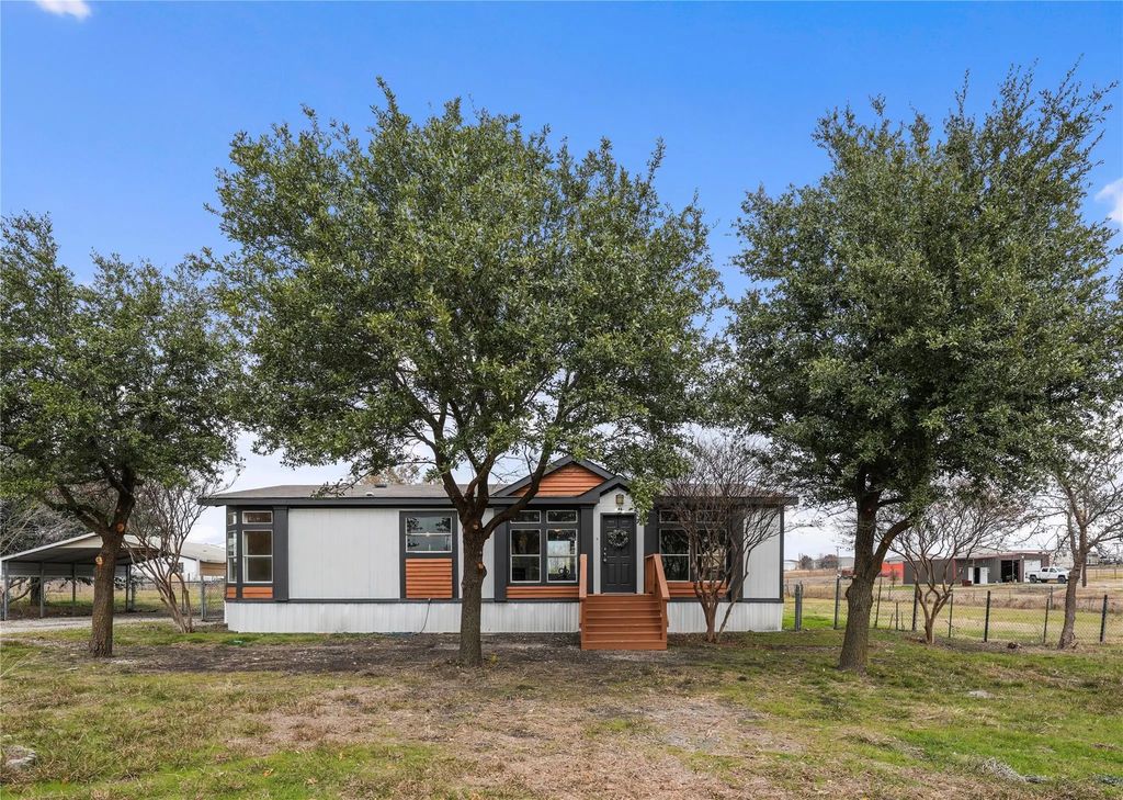 152 Pond View Drive, Decatur