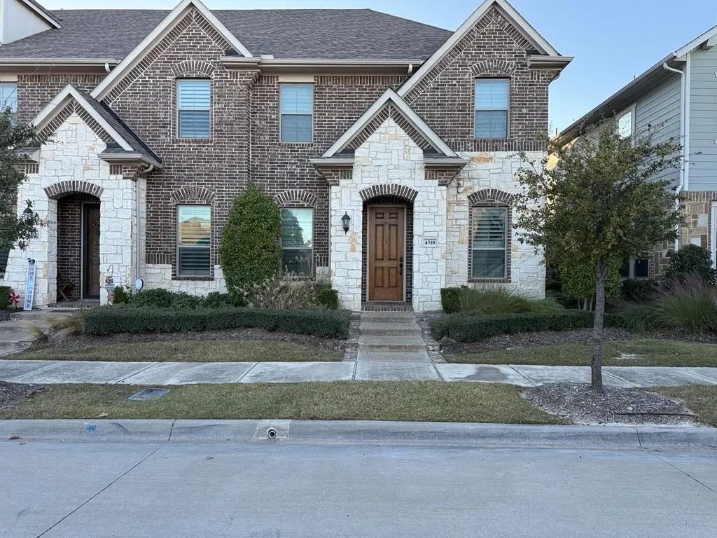 4510 Meadow Hawk Drive, Arlington