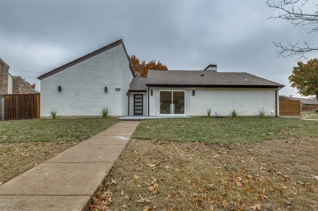 1401 Ginger Court, Plano