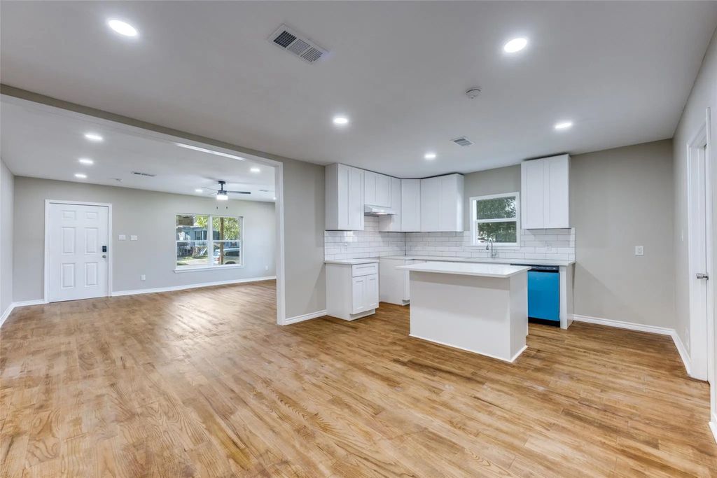 609 W Owings Street, Denison