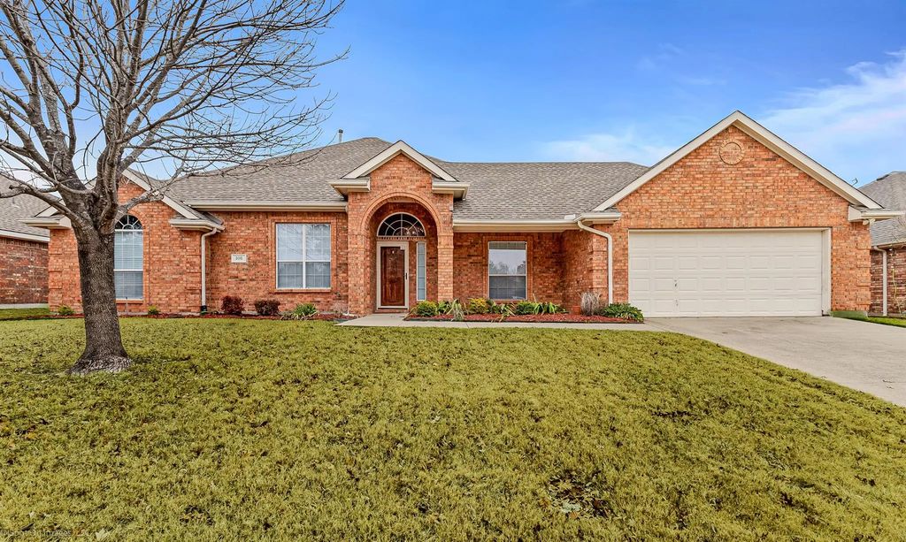 108 Elmwood Trail, Forney