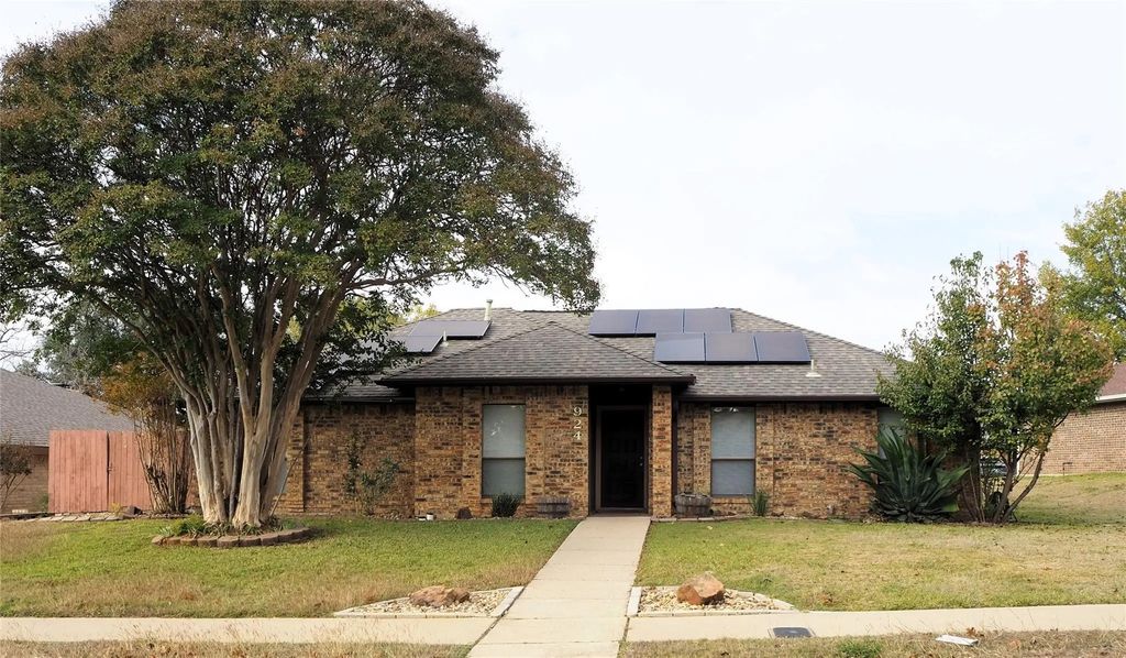 924 Summer Trail, Flower Mound