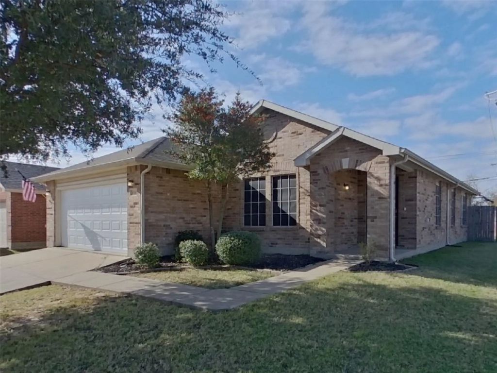 10300 Animas Court, Fort Worth