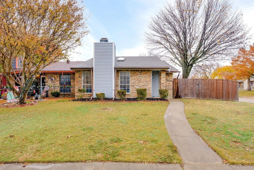 1401 Brazos Drive, Mesquite