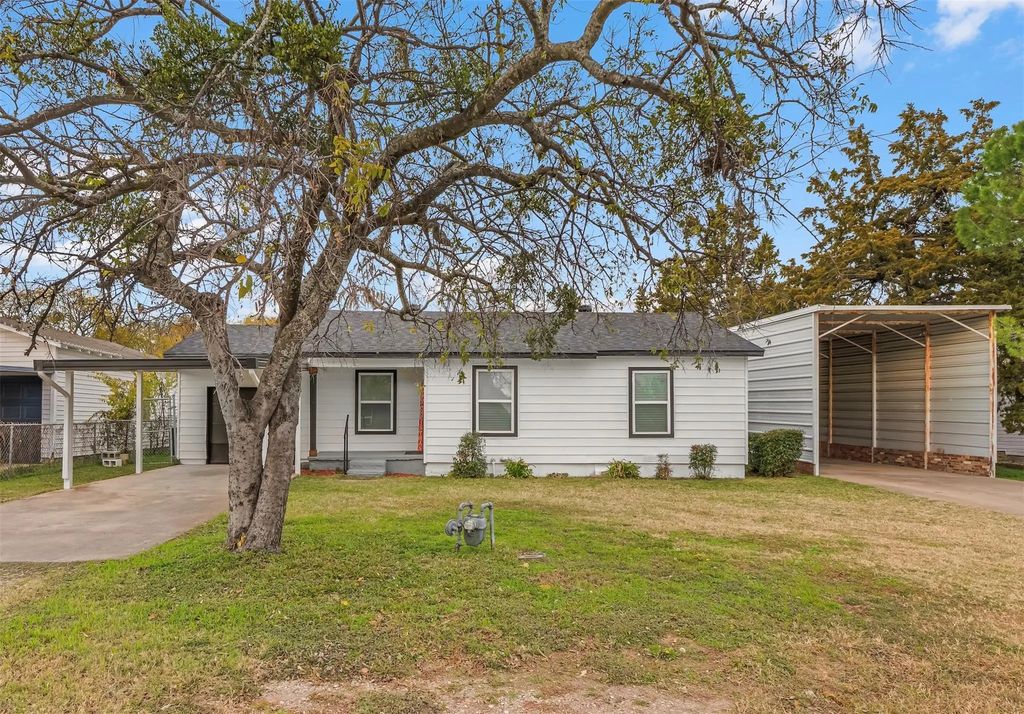 5820 Isbell Street, Sansom Park