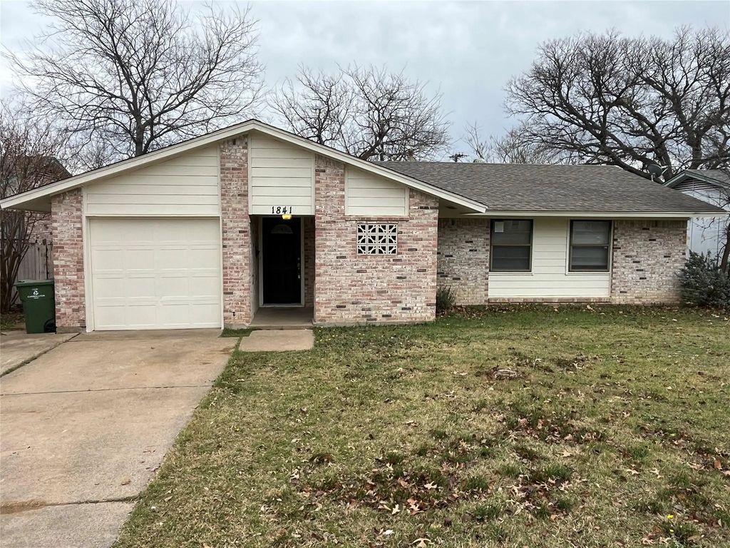 1841 S Perry Road, Carrollton