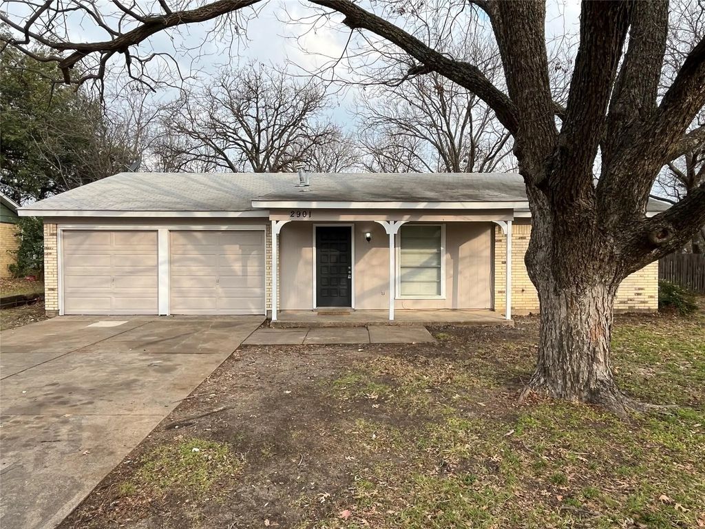 2901 Lanette Lane, Arlington