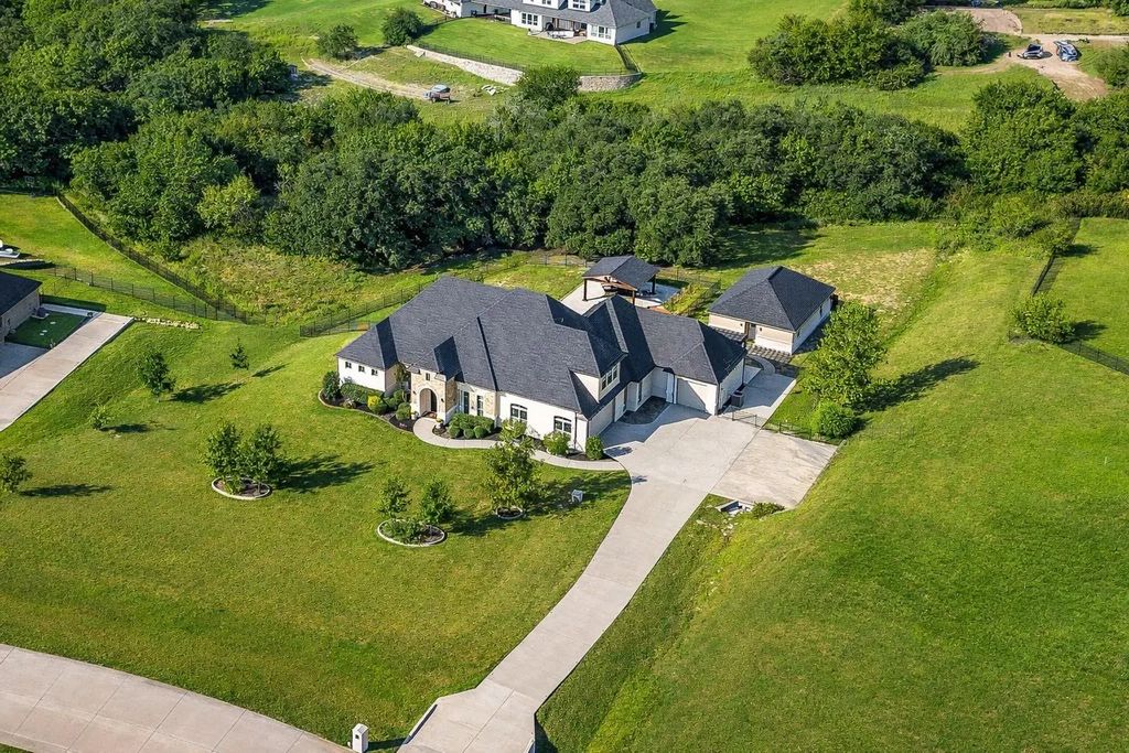 12716 Bella Vita Drive, Fort Worth