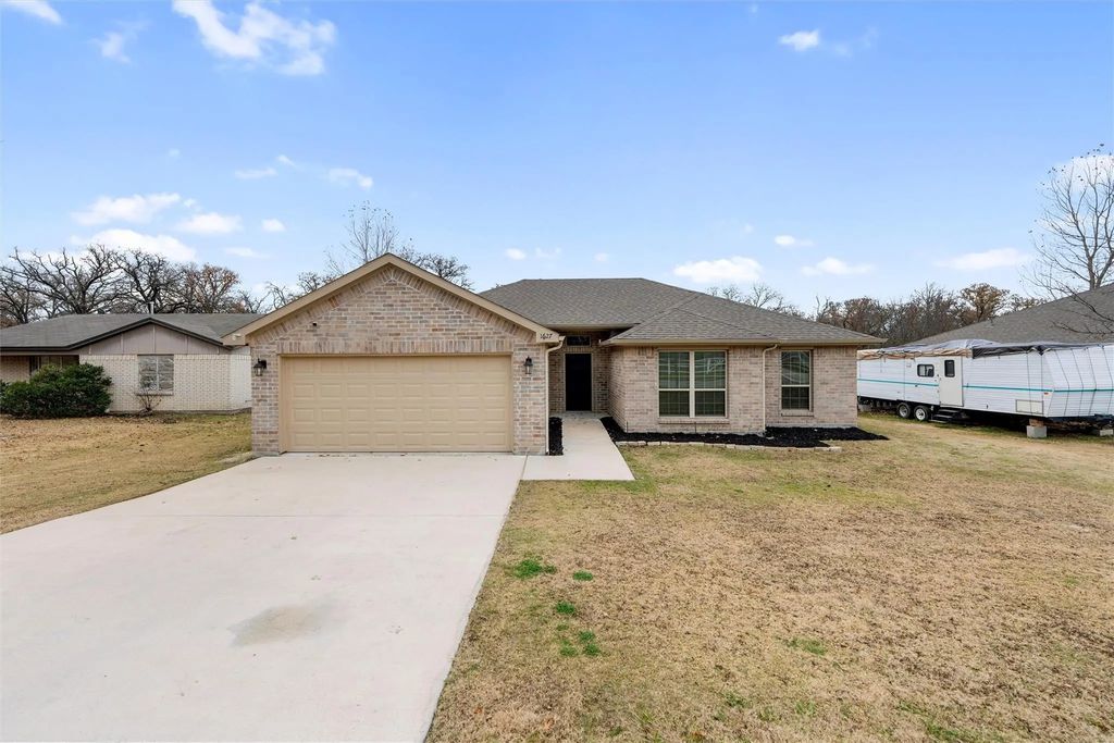 1627 Tanglewood Drive, Azle