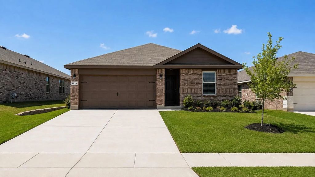 1910 Cherokee Lane, Cleburne