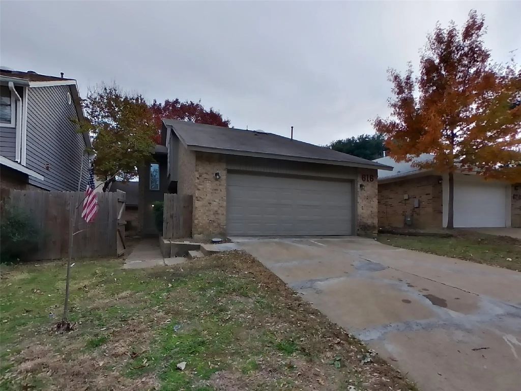 616 Via Miramonte, Mesquite