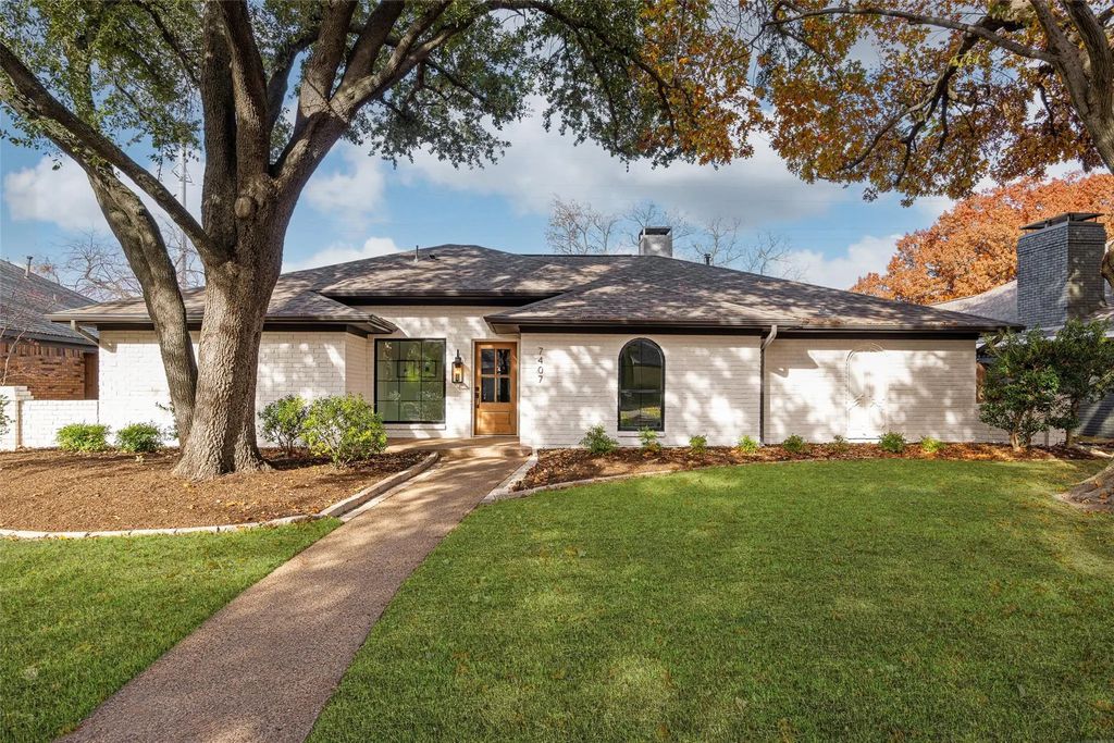 7407 Arbor Oaks Drive, Dallas