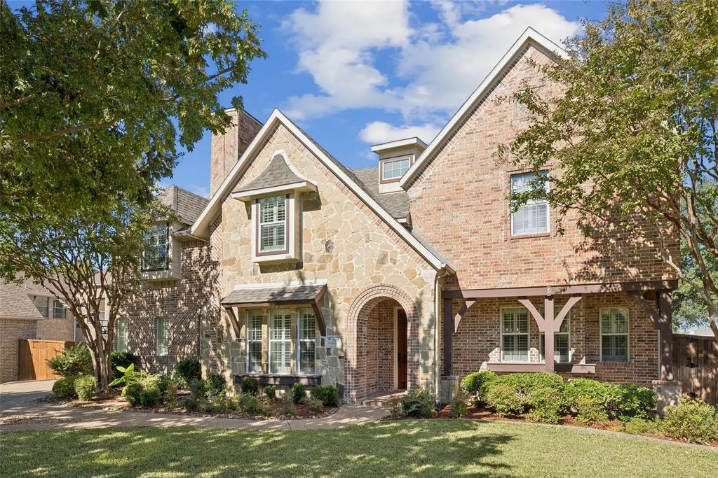 511 Mockingbird Drive, Murphy
