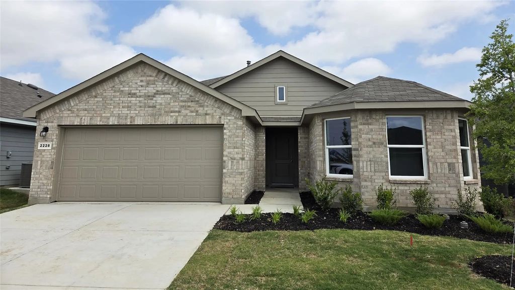 2228 White Buffalo Way, Fort Worth