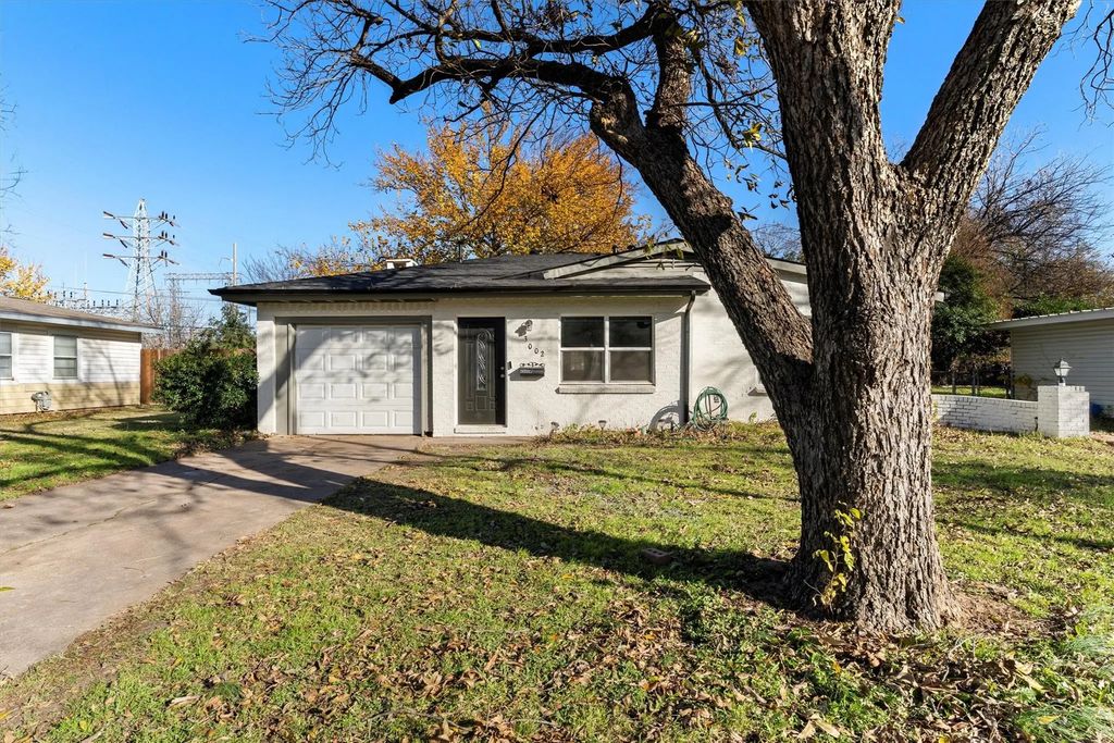 3002 Elm Park, Richland Hills